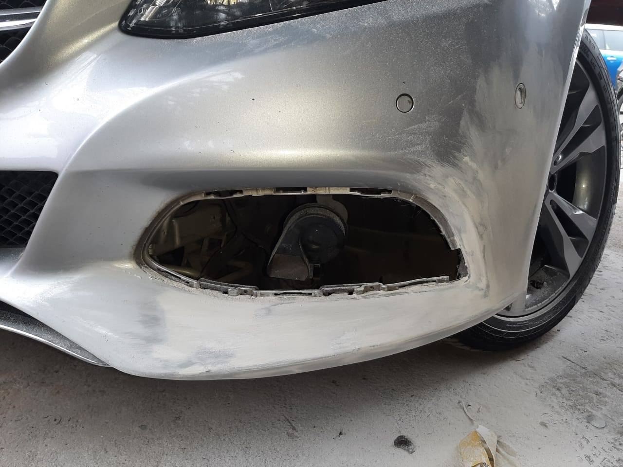 Mercedes-Benz C200 Bumper & Fender Repair