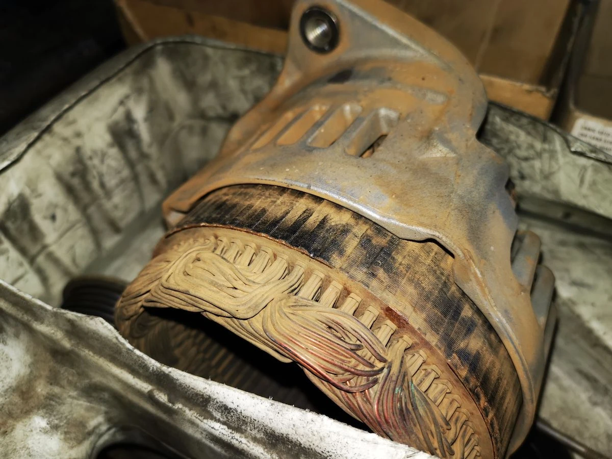 BMW 320d Alternator Failure — BMW 320d alternator damage