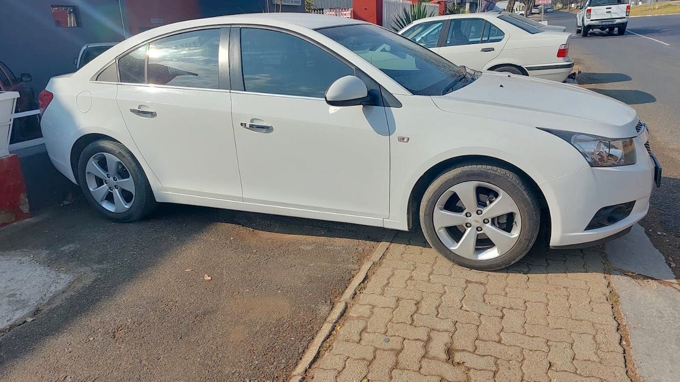 Chevrolet Cruze 1.8 LT 2012